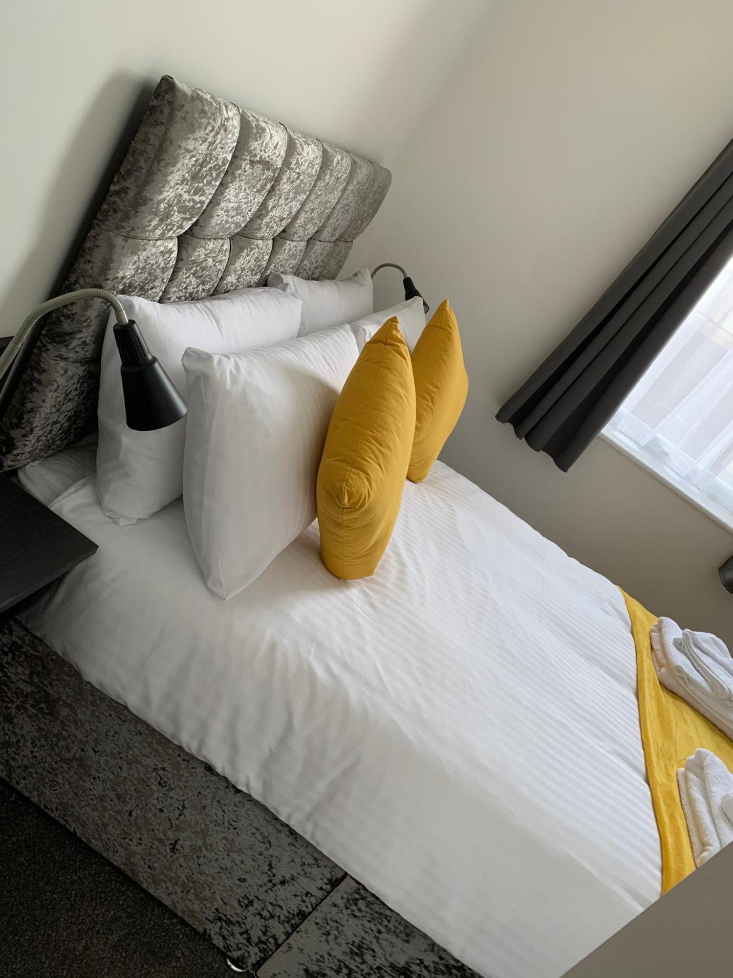 6 Bed - Kings Cross By Pureserviced Plymouth
