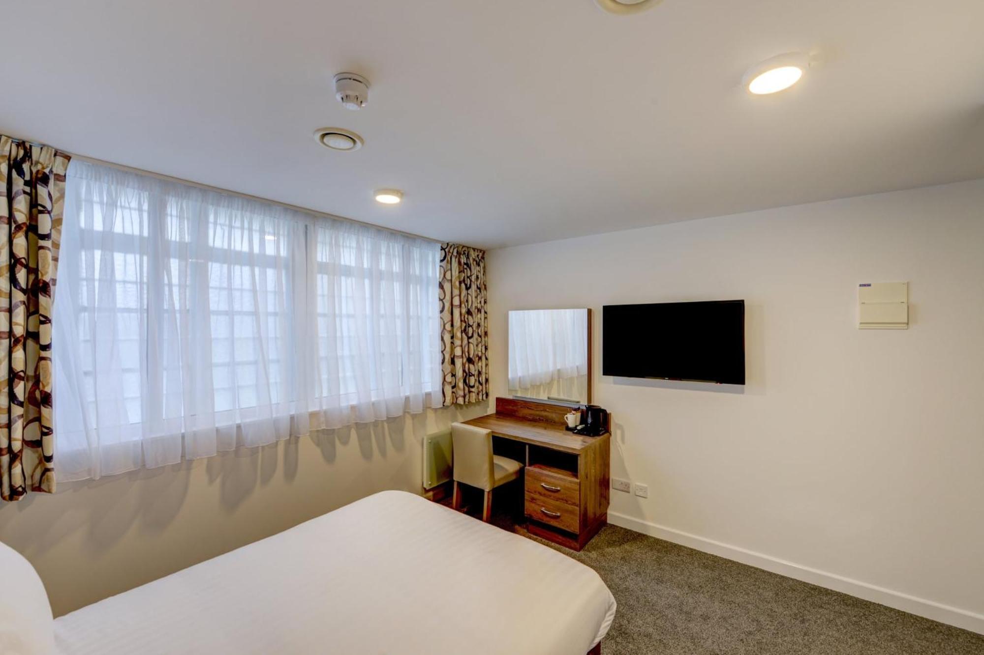 Hotel Oyo Plymouth