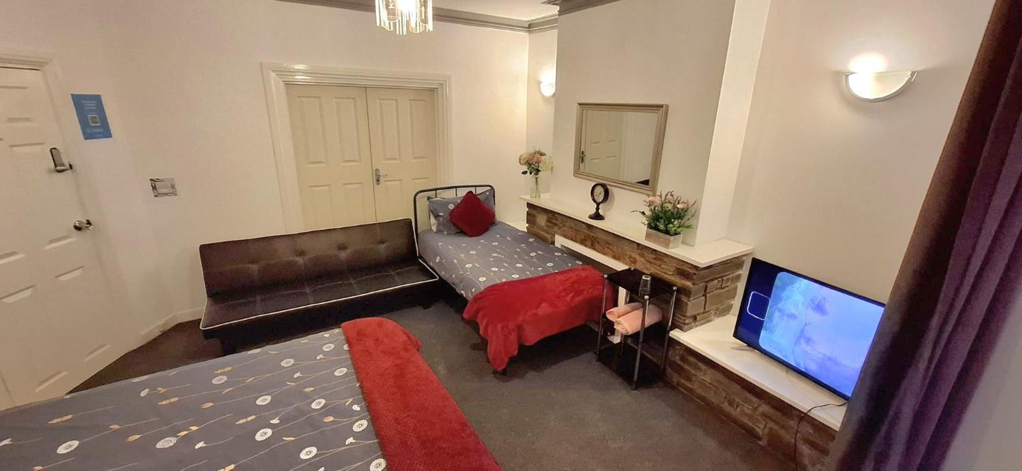 Airbnb Homestay Plymouth