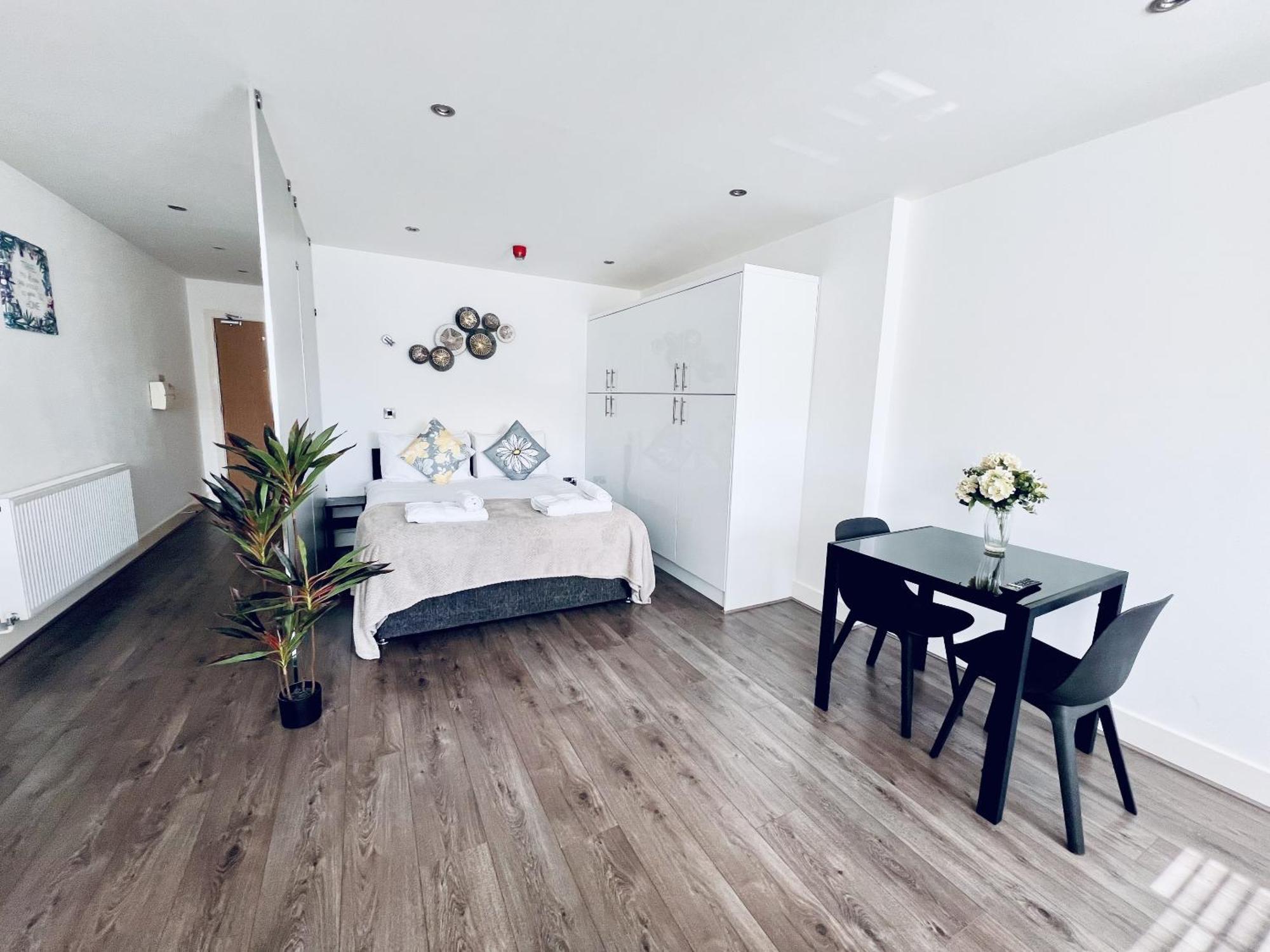 Fox House Studios, Aparthotel Apartment