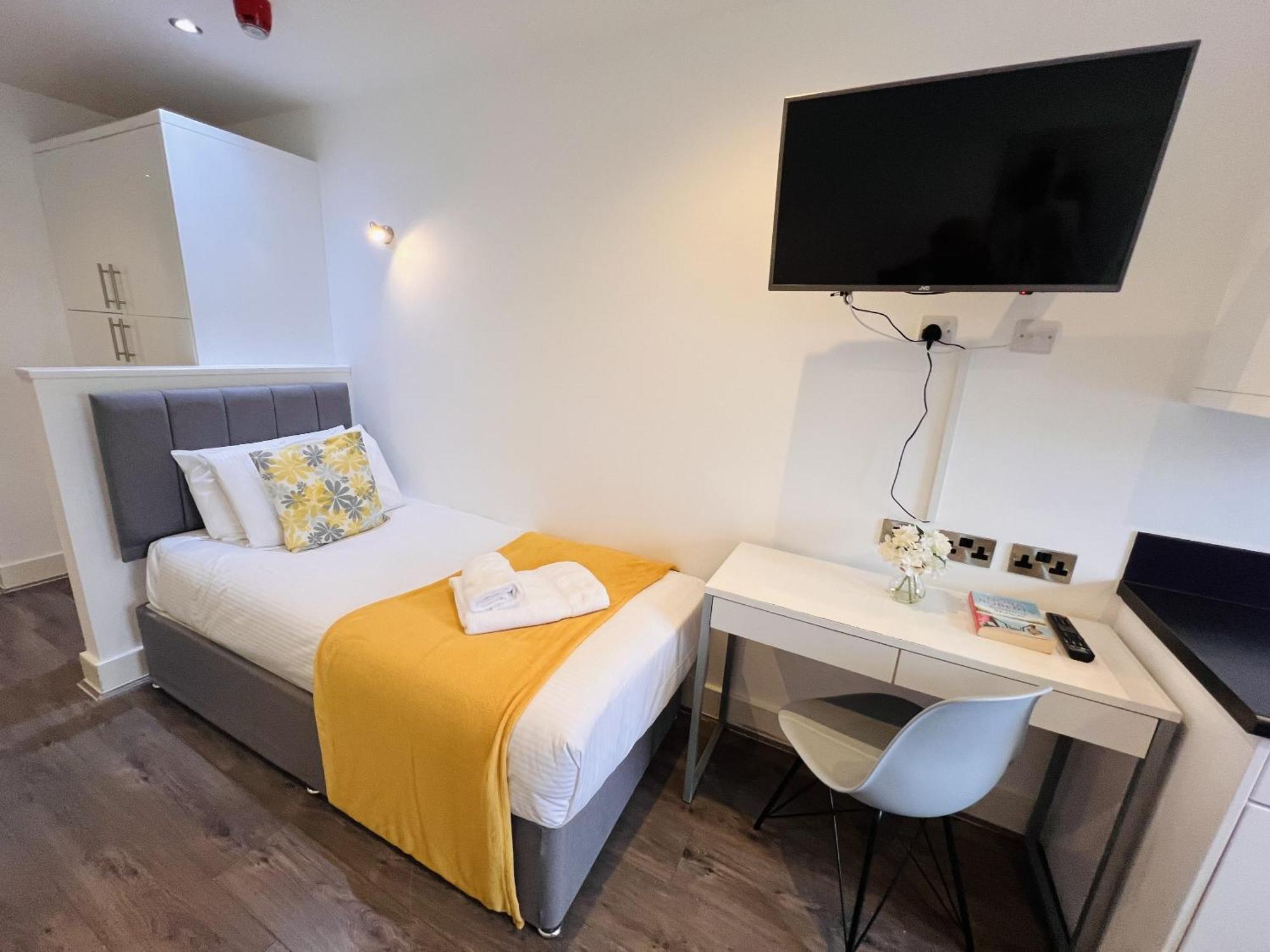 Fox House Studios, Aparthotel Apartment