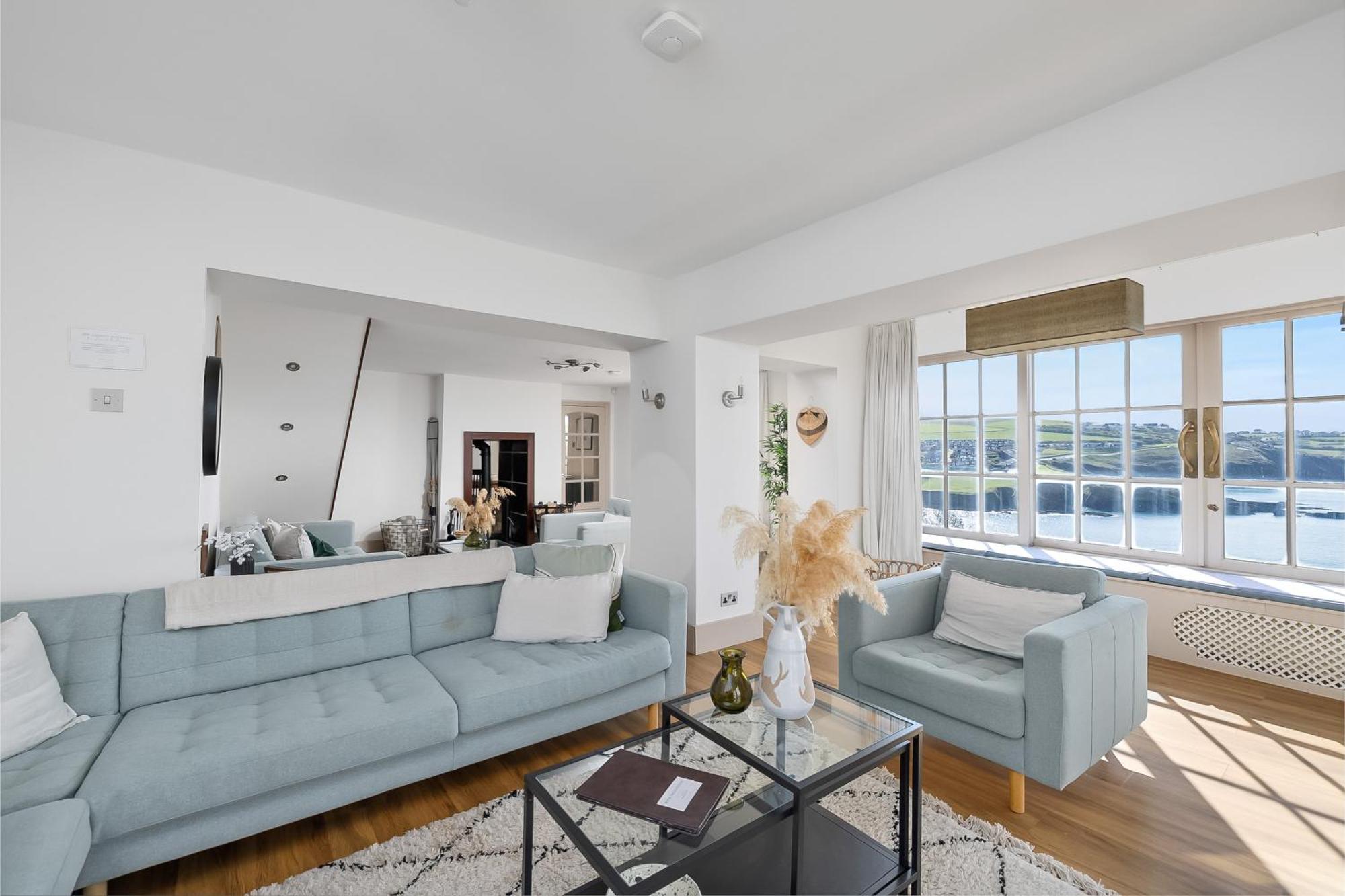 New 2024 Modern Luxury On The In Devon - Free Parking, Pets Welcome, Sleeps 10 Holiday home