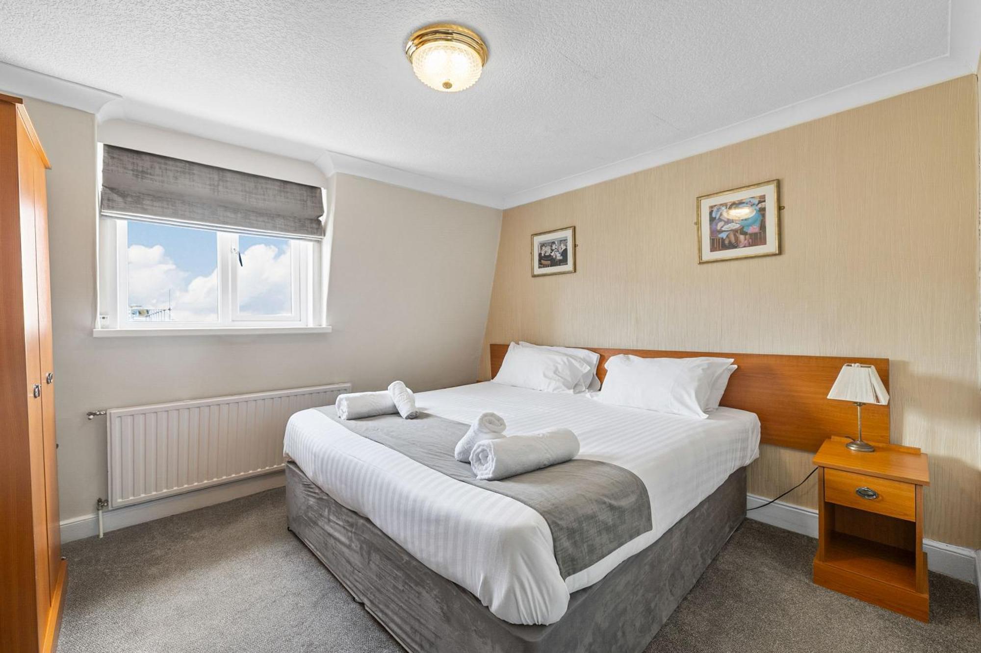 Invicta 4* Plymouth