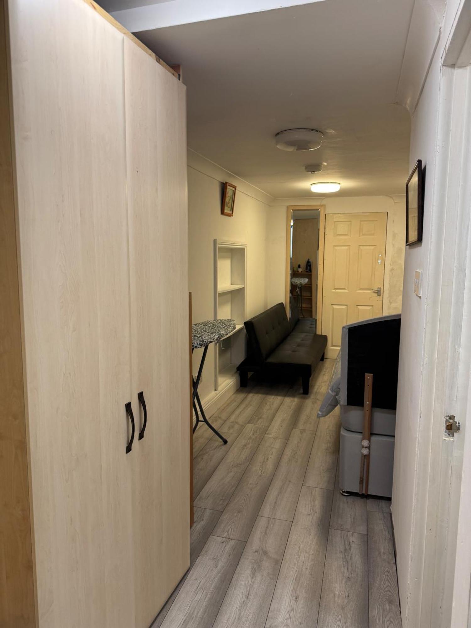- - Sleeps 2 - Parking *