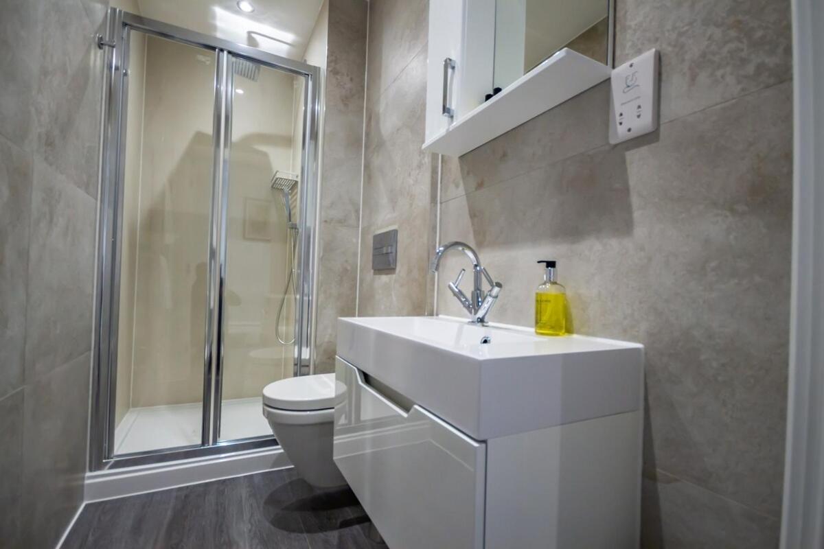 Luxury 1 Bedroom Ground Floor Plymouth