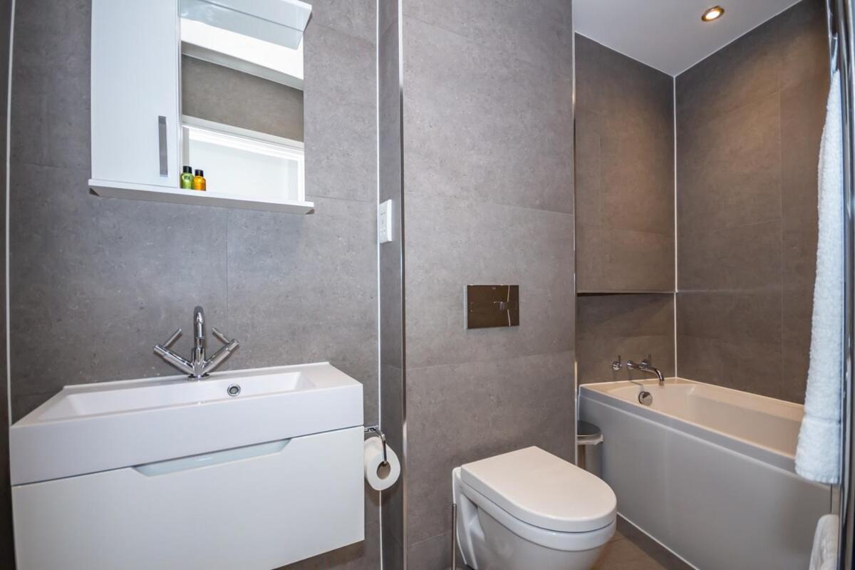 Holiday home Luxury 4 Bedroom Ground Floor Plymouth