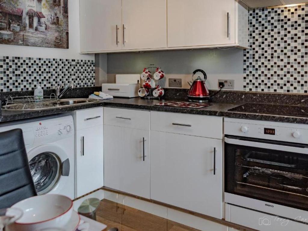 1 Bed - The Duplex By Pureserviced Holiday home *