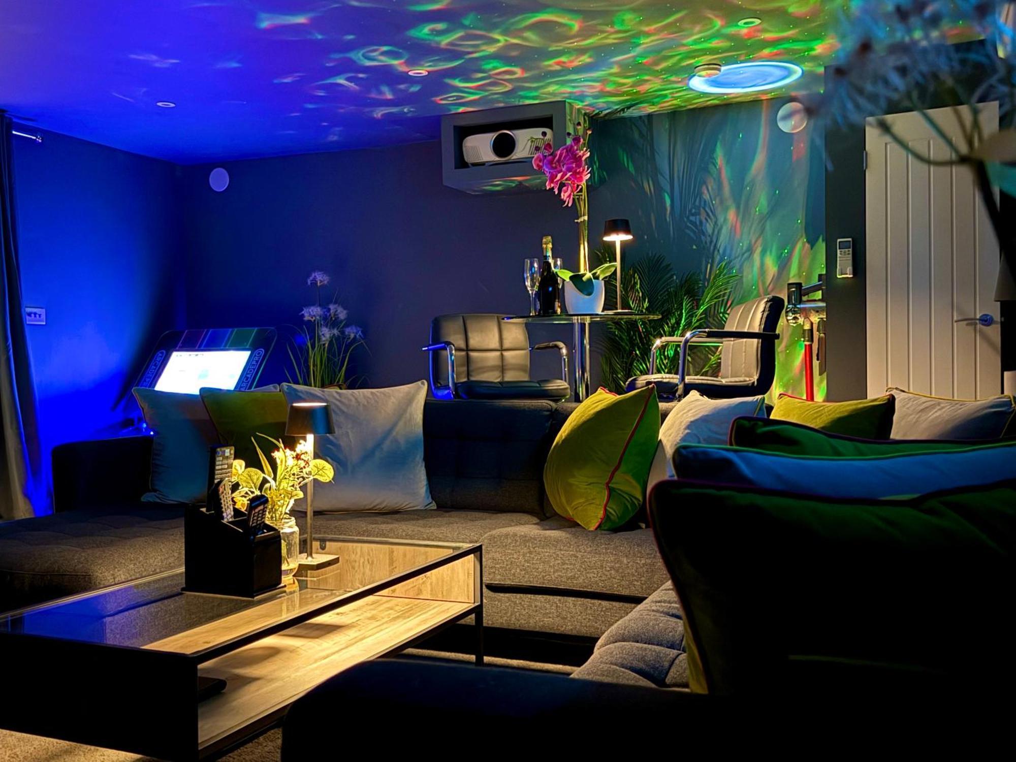 Holiday home Sunridge Fishing With Hot Tub & Giant Cinema Plymouth