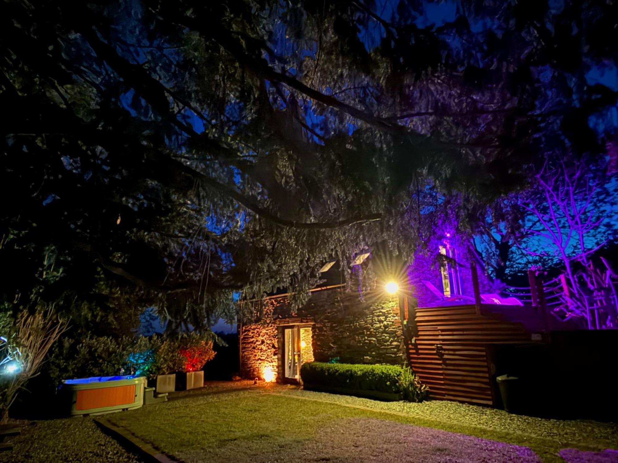 Sunridge Fishing With Hot Tub & Giant Cinema Holiday home