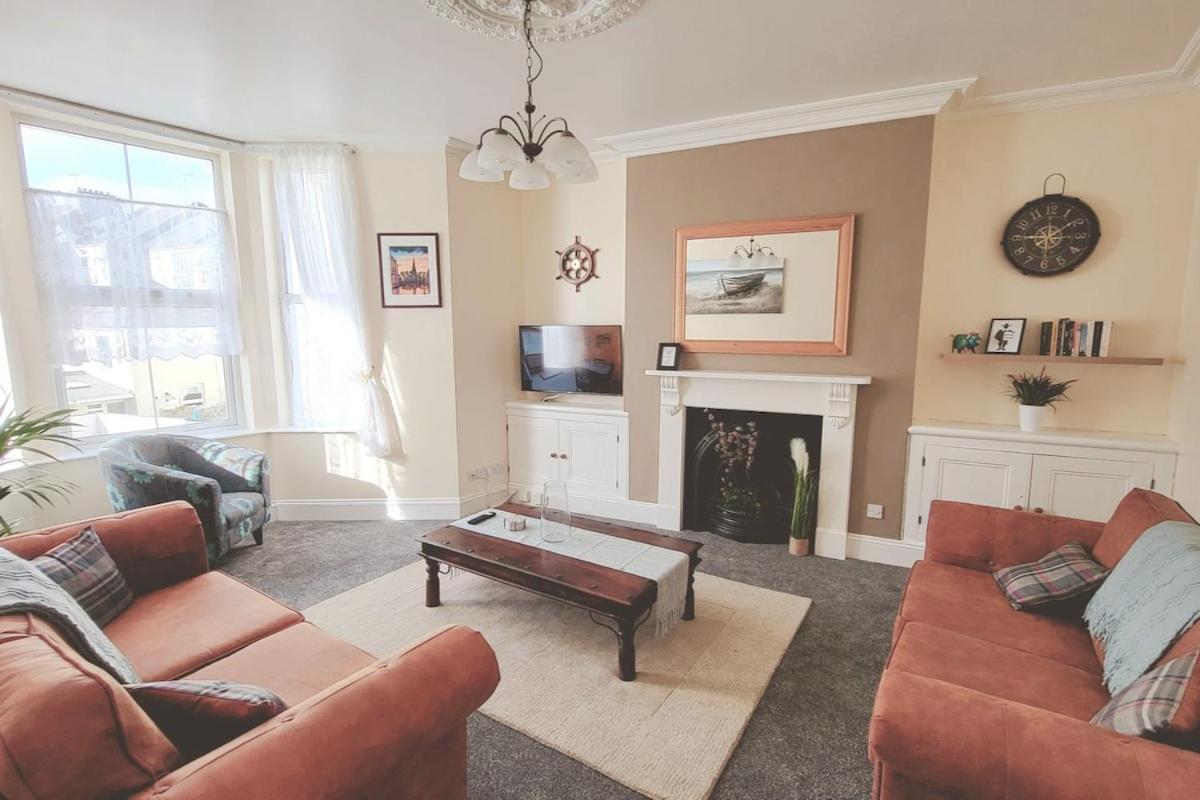 Apartment * Free Parking * Ocean Reach
