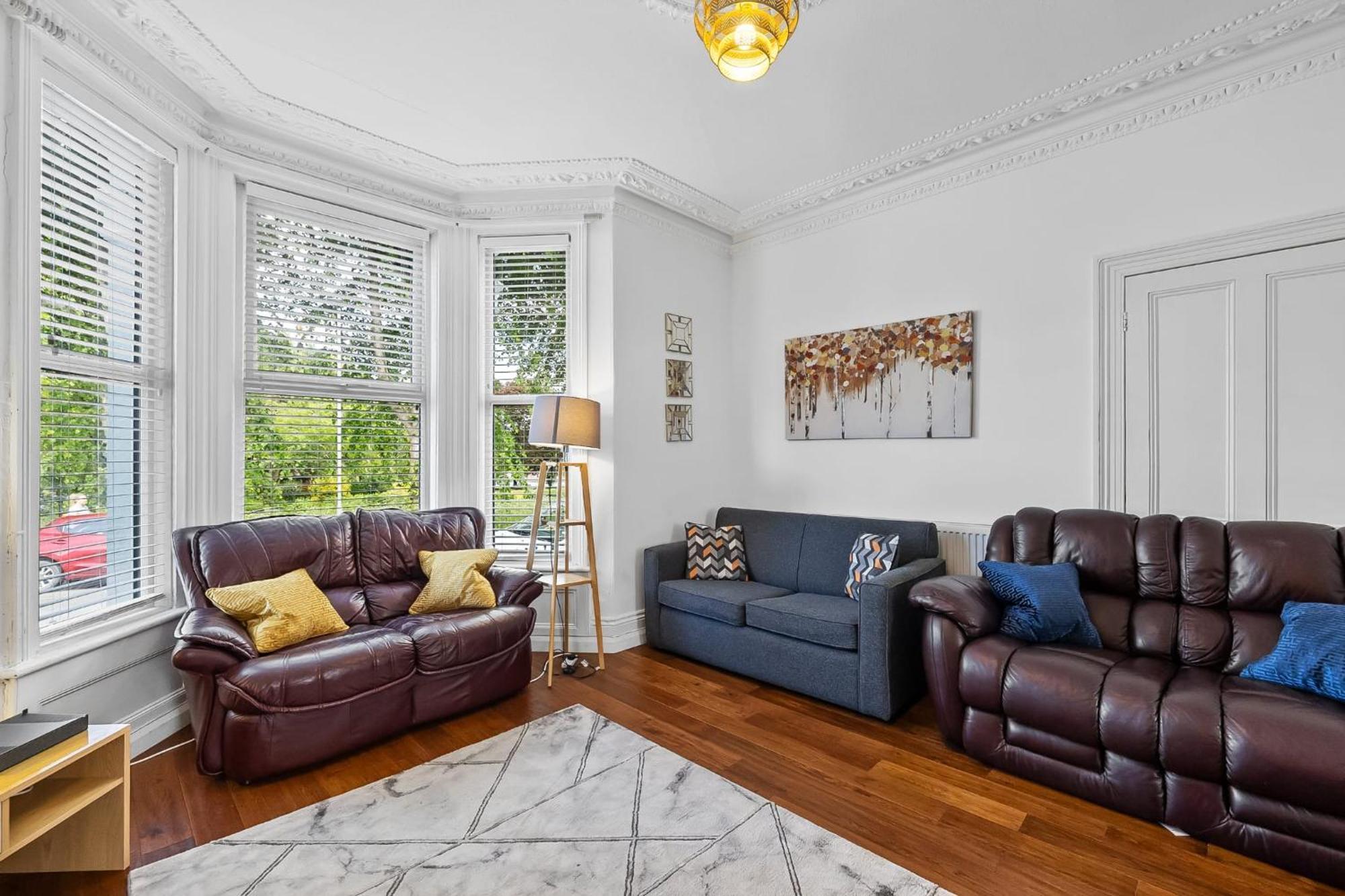 4 Bed Park View House-free Parking - Sleep 8 * Plymouth
