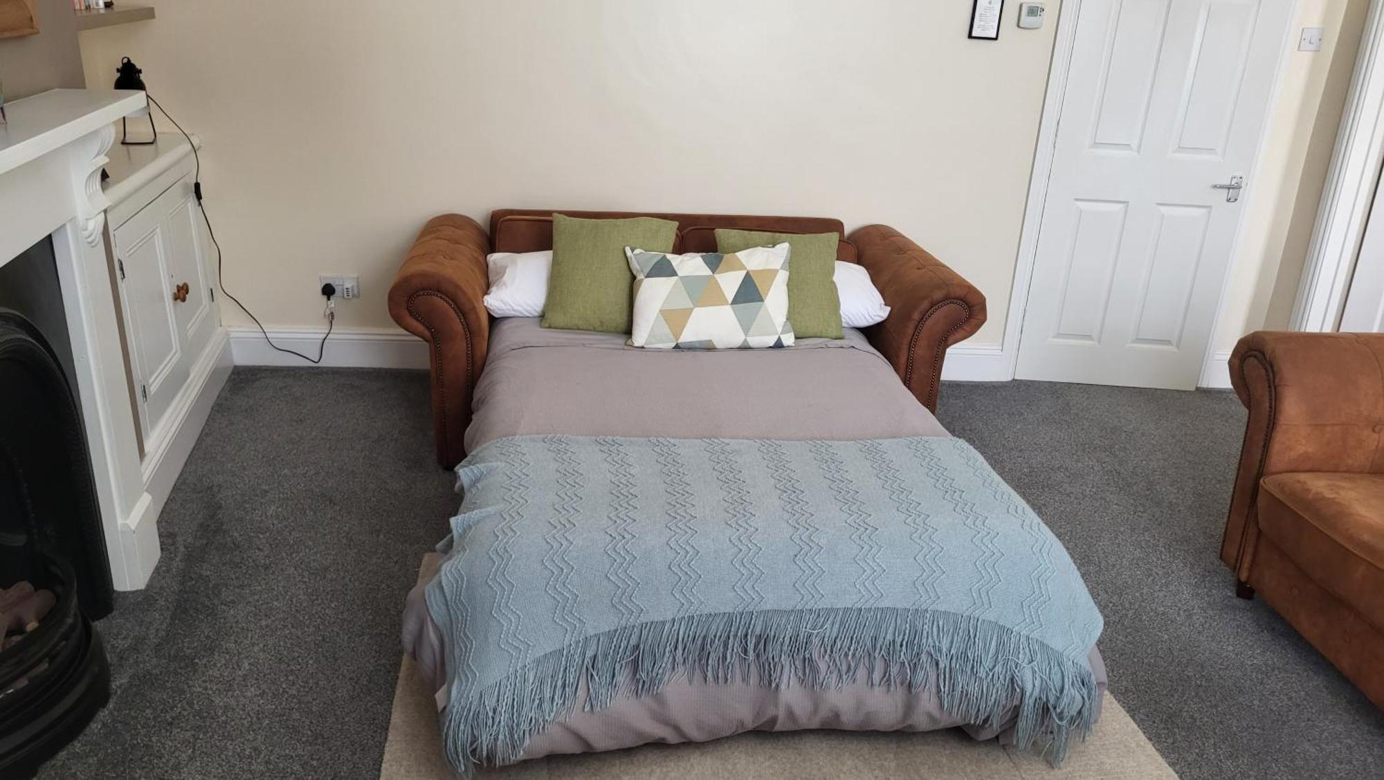 * Free Parking * Ocean Reach Plymouth