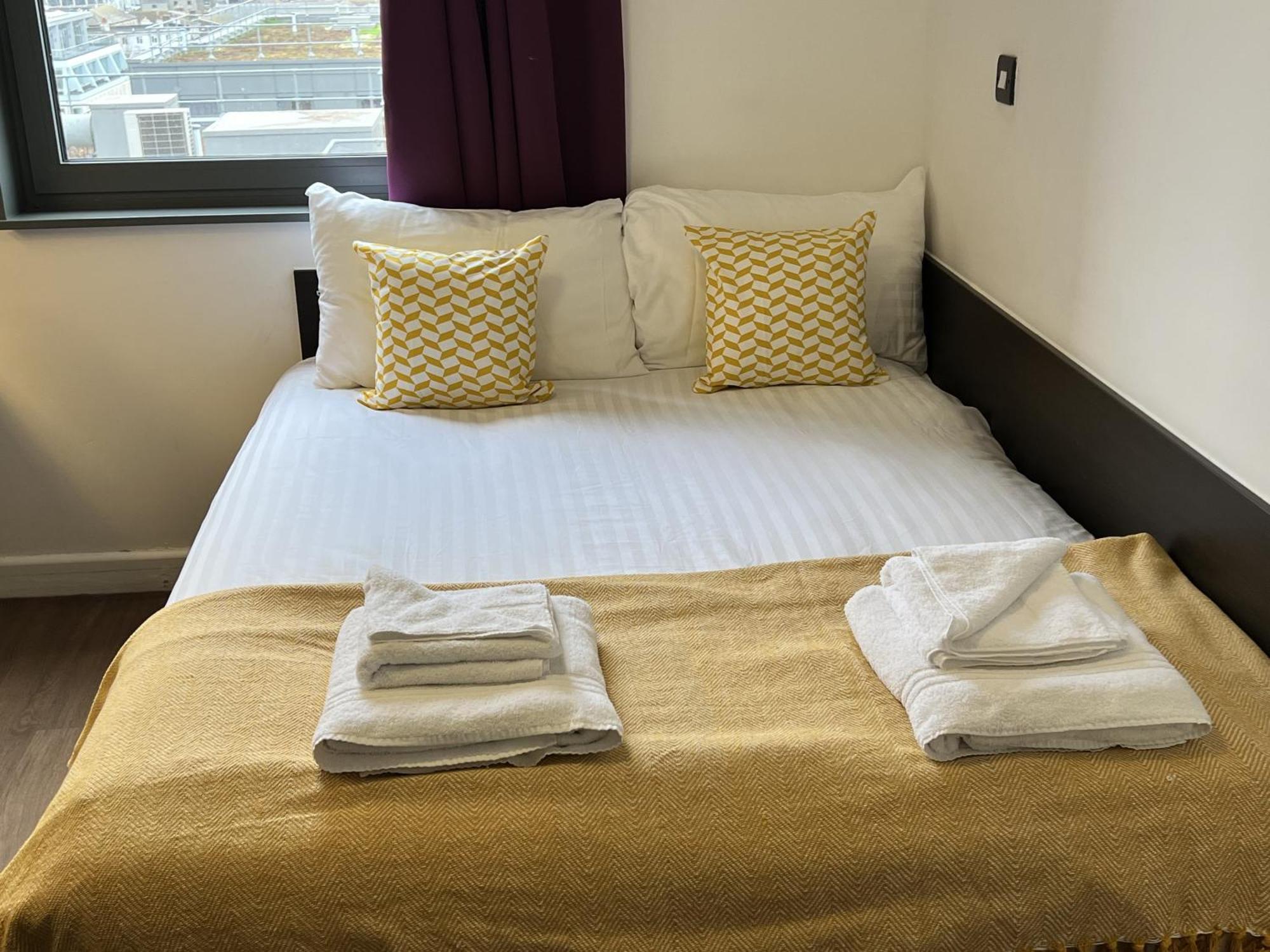 Pure Astor House Apartment *