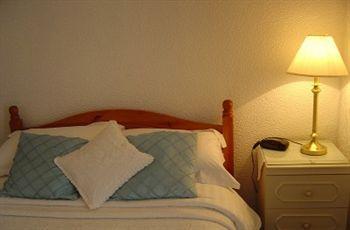 Hotel The Moorings 3*