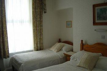 The Moorings 3*