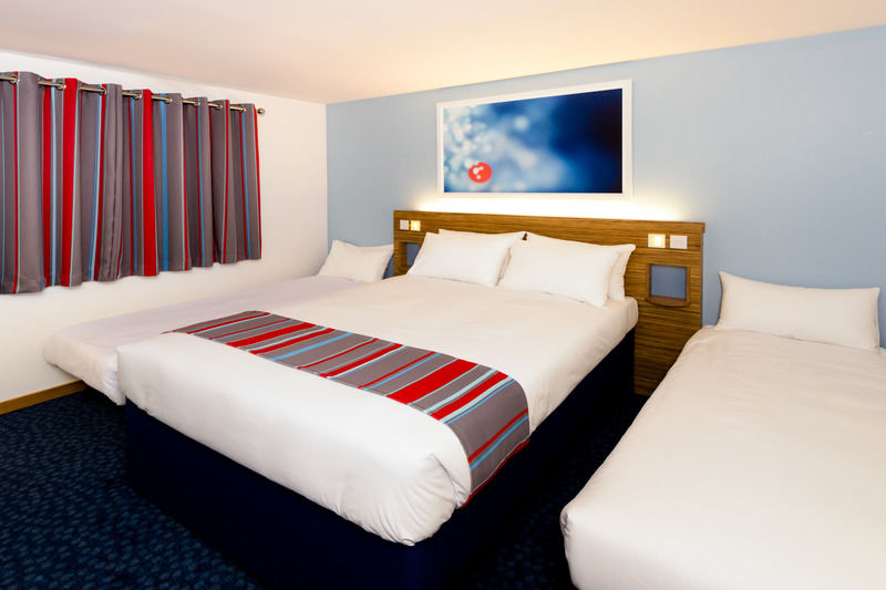 Travelodge 3* Plymouth