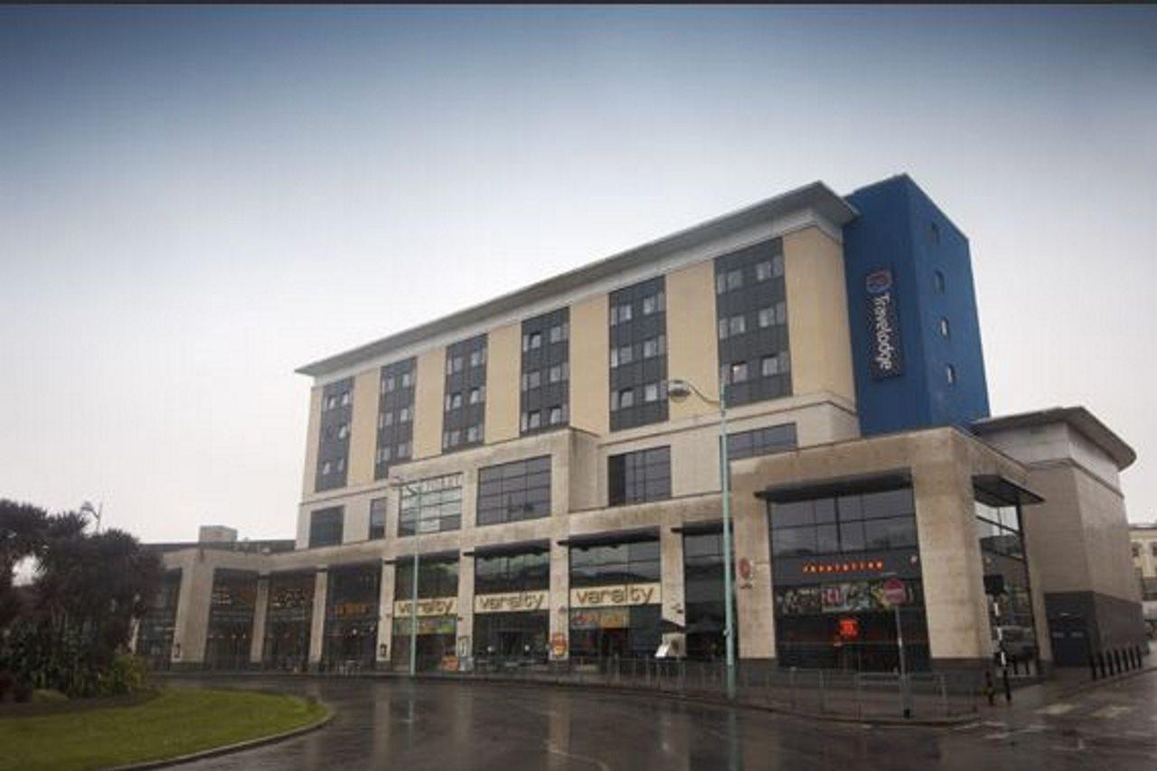 Hotel Travelodge 3*
