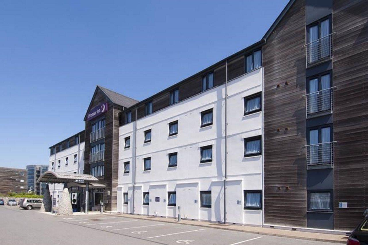 Premier Centre - Sutton Harbour Hotel 3*