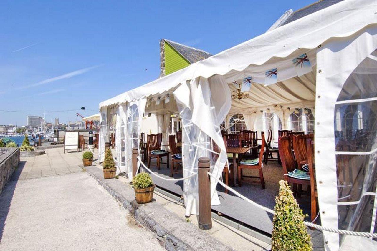 Premier - Lockyers Quay Hotel 3*