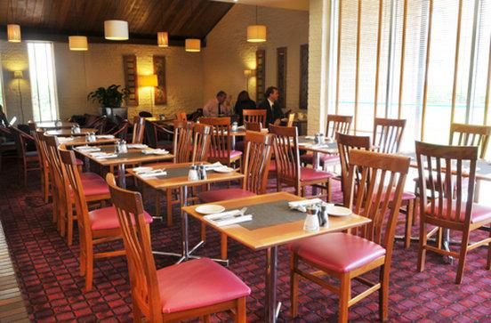 Legacy International 3* Plymouth