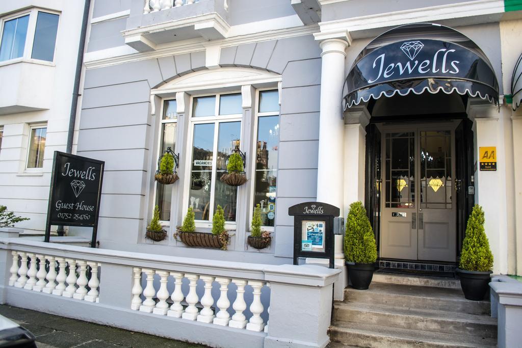 Jewells Guest Plymouth