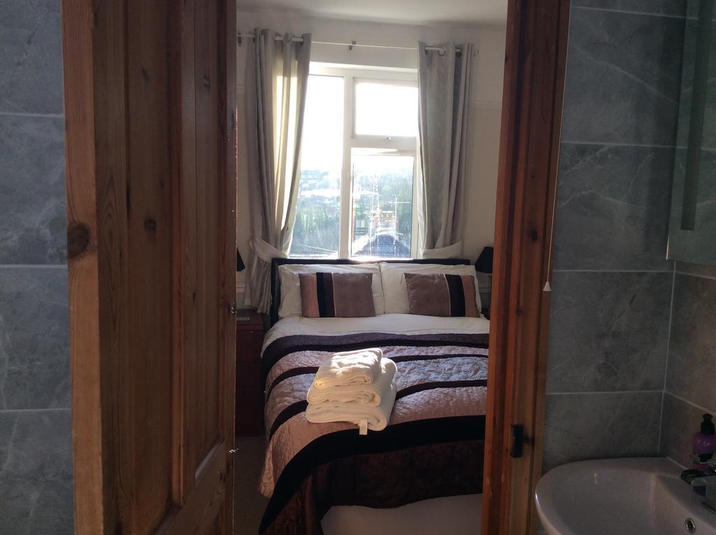 Alma 4* Plymouth