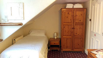 The George 3*