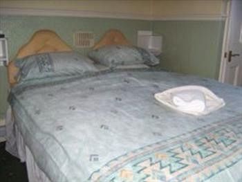 Cassandra Bed & Breakfast