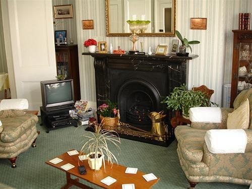 Ashgrove House 3*