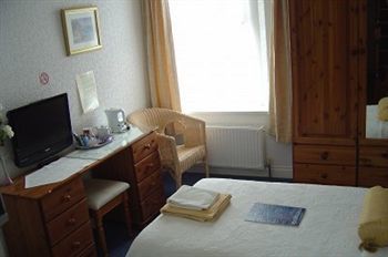 The Moorings 3*