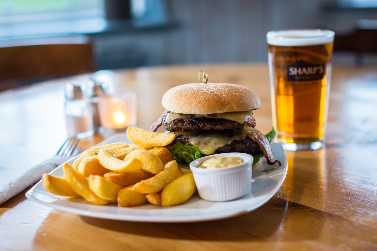 Pensão Pub On The 3*