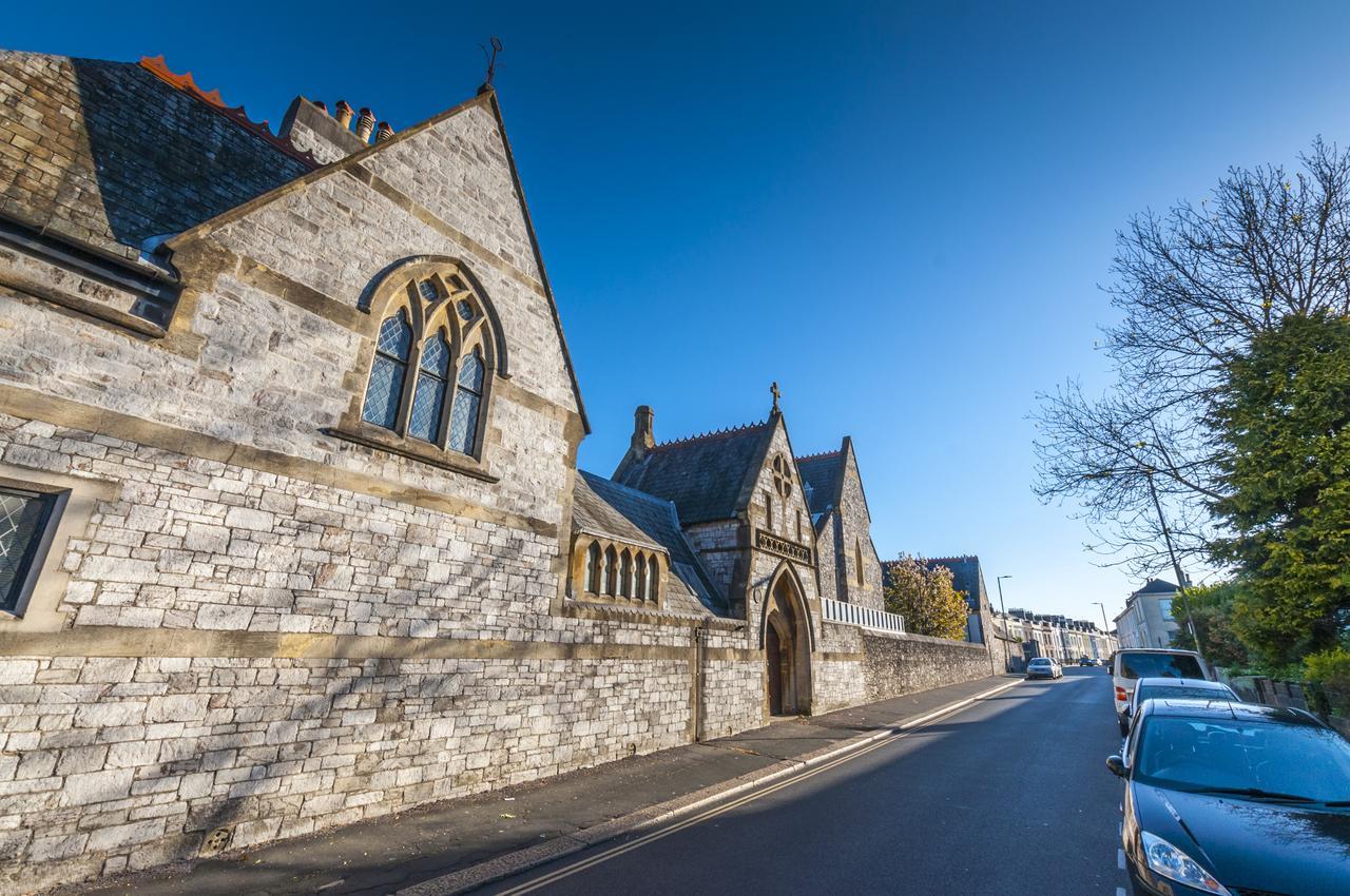 The Abbey View Apartment Plymouth