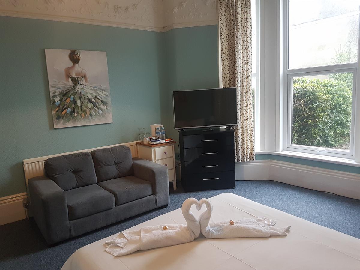 Guest house Carhampton 4*