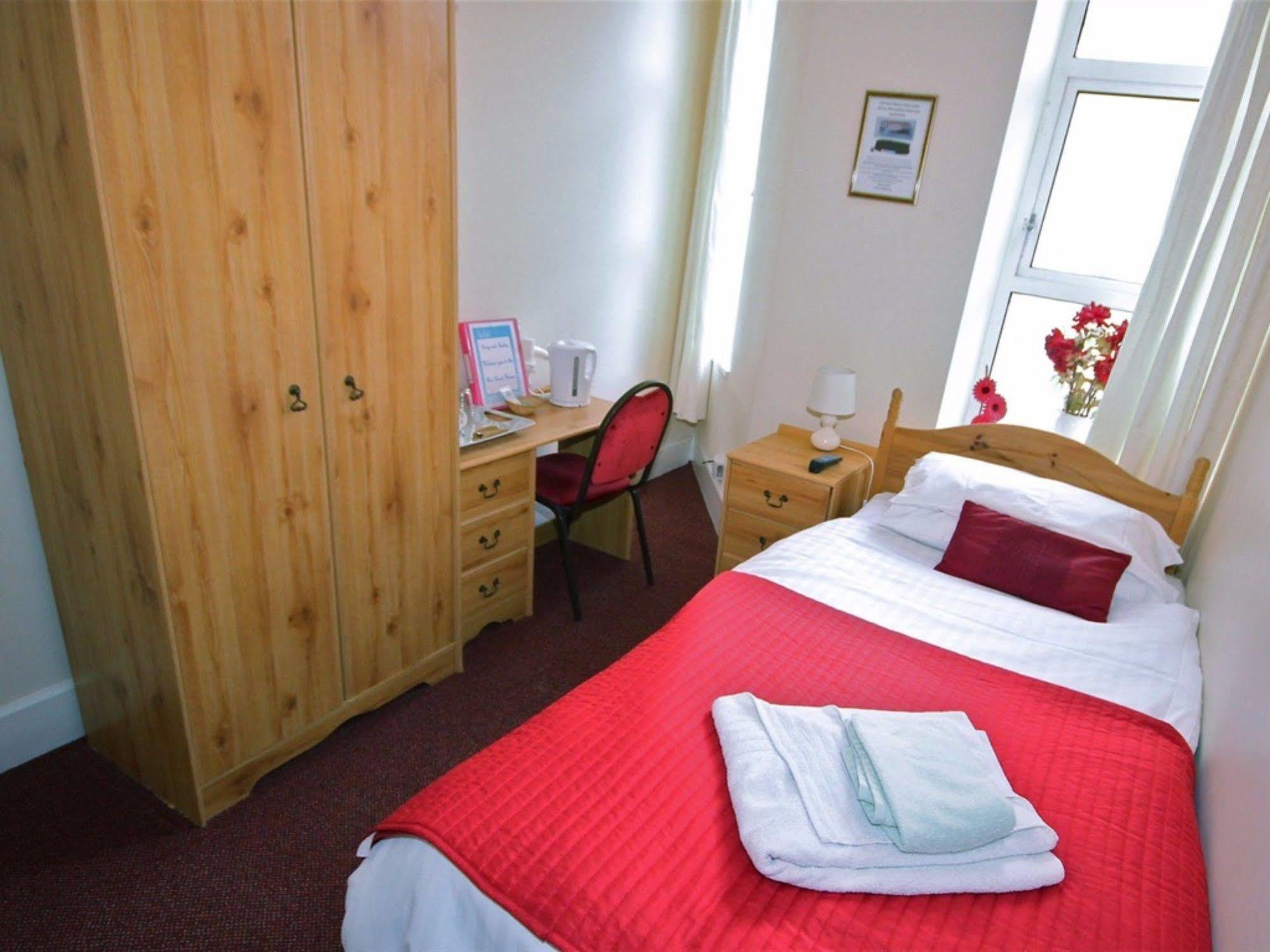 Guest house The Firs Plymouth