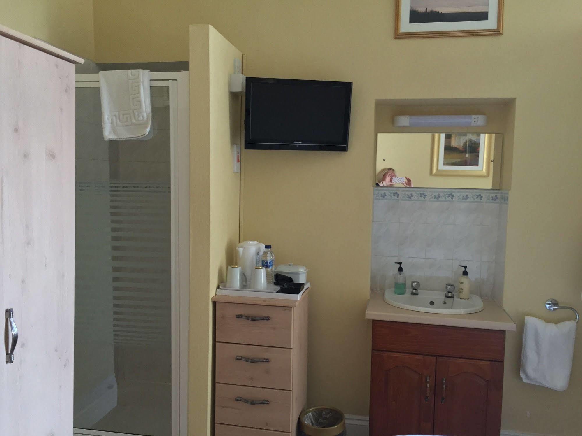 Edgcumbe Guest house Plymouth