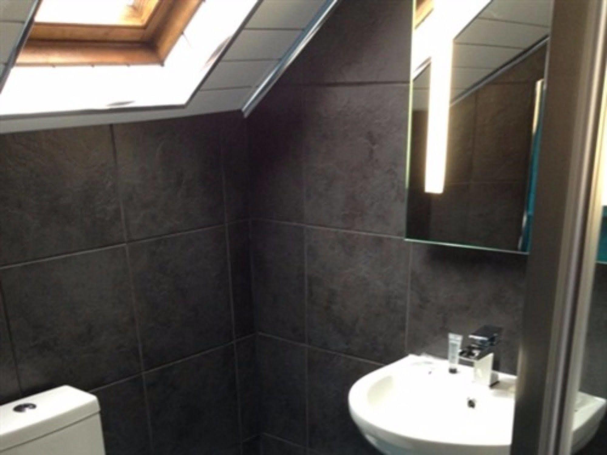 Cassandra 3* Plymouth