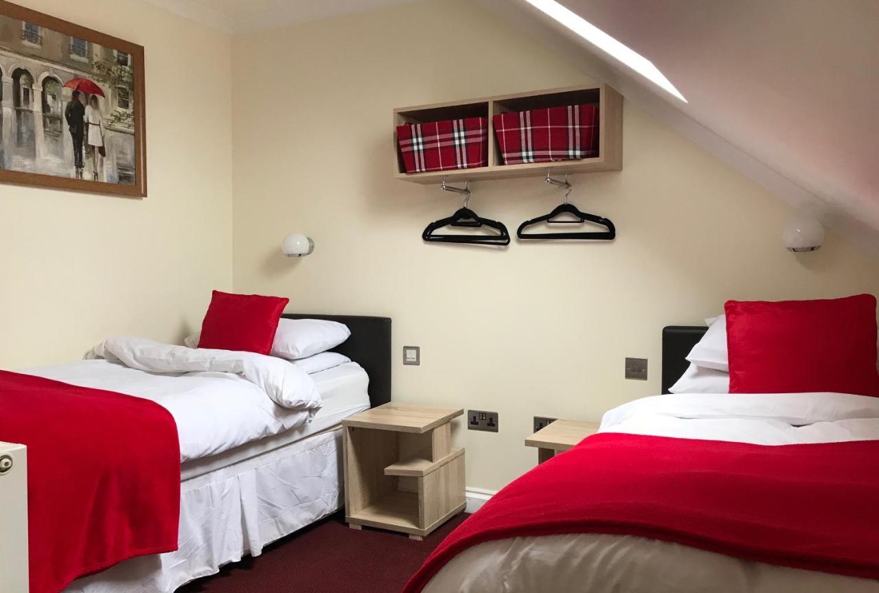 Cassandra Bed & Breakfast 3*