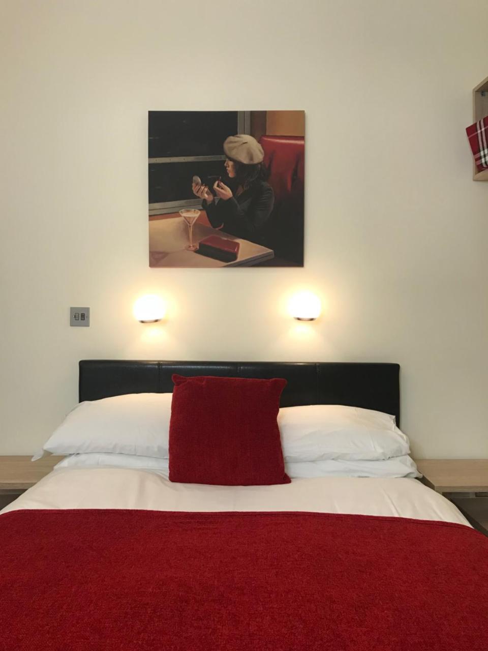 Cassandra 3* Plymouth