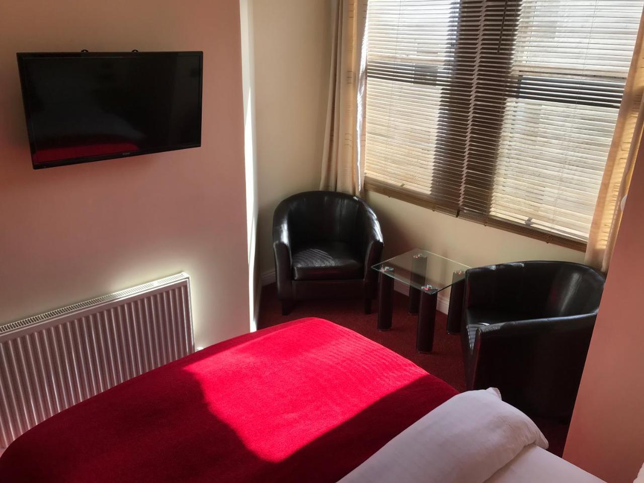 Cassandra Bed & Breakfast