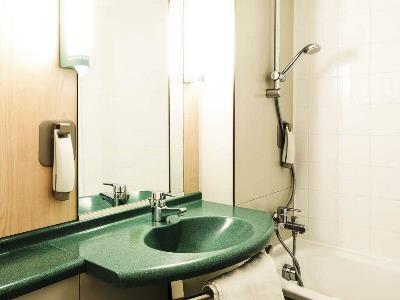 Ibis Plymouth