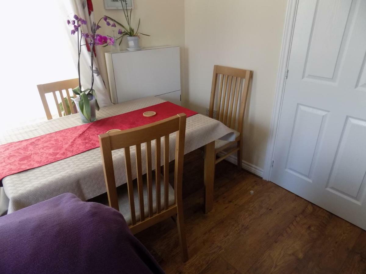 A From 1 Homestay Plymouth