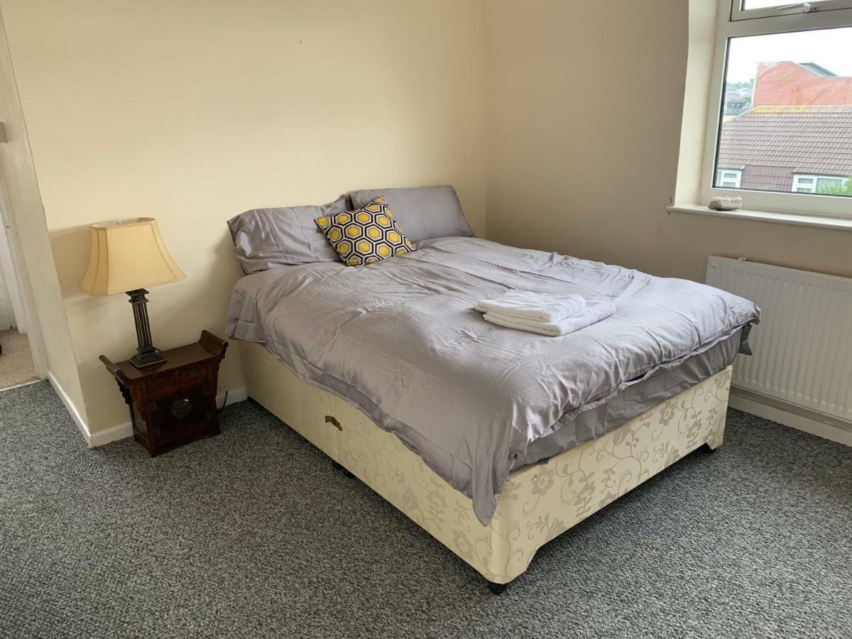 Double And Single In The Quiet Area With Excellent Shared Facilities