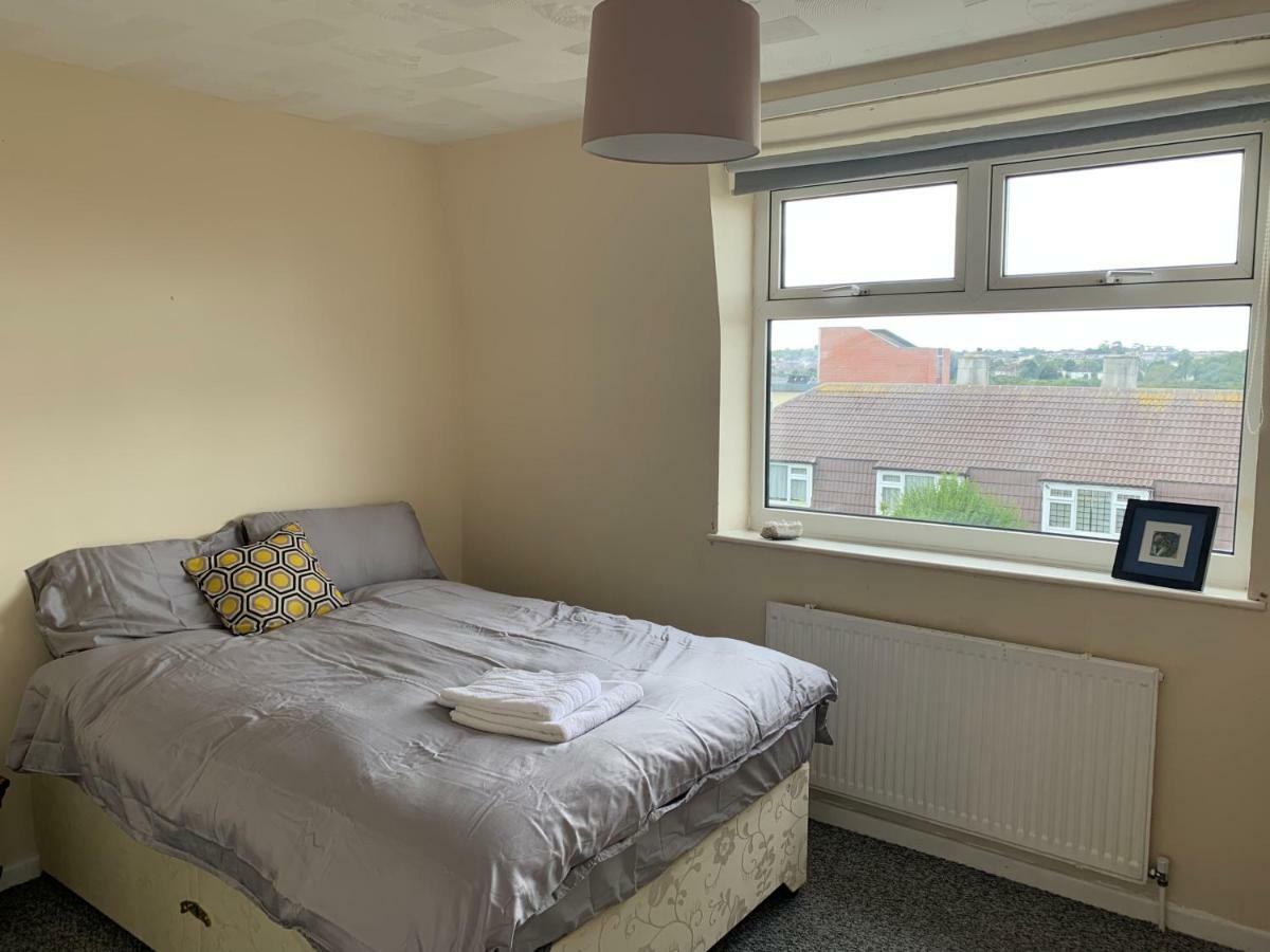 Homestay Double And Single In The Quiet Area With Excellent Shared Facilities