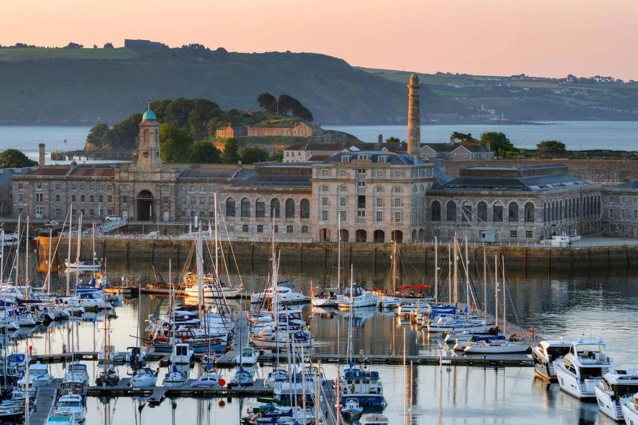 Apartment Mills Bakery At Royal William Yard *
