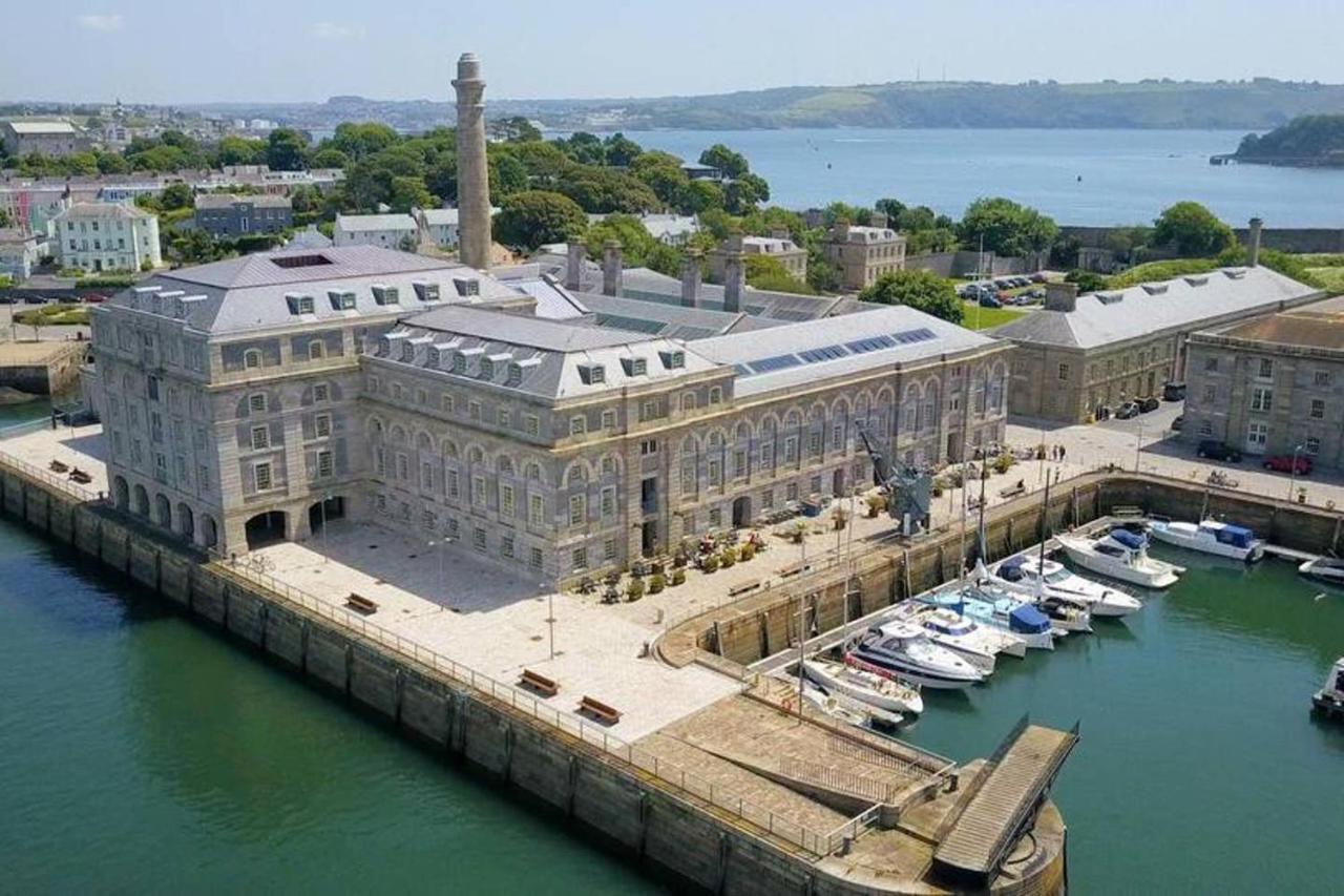 Apartment Mills Bakery At Royal William Yard