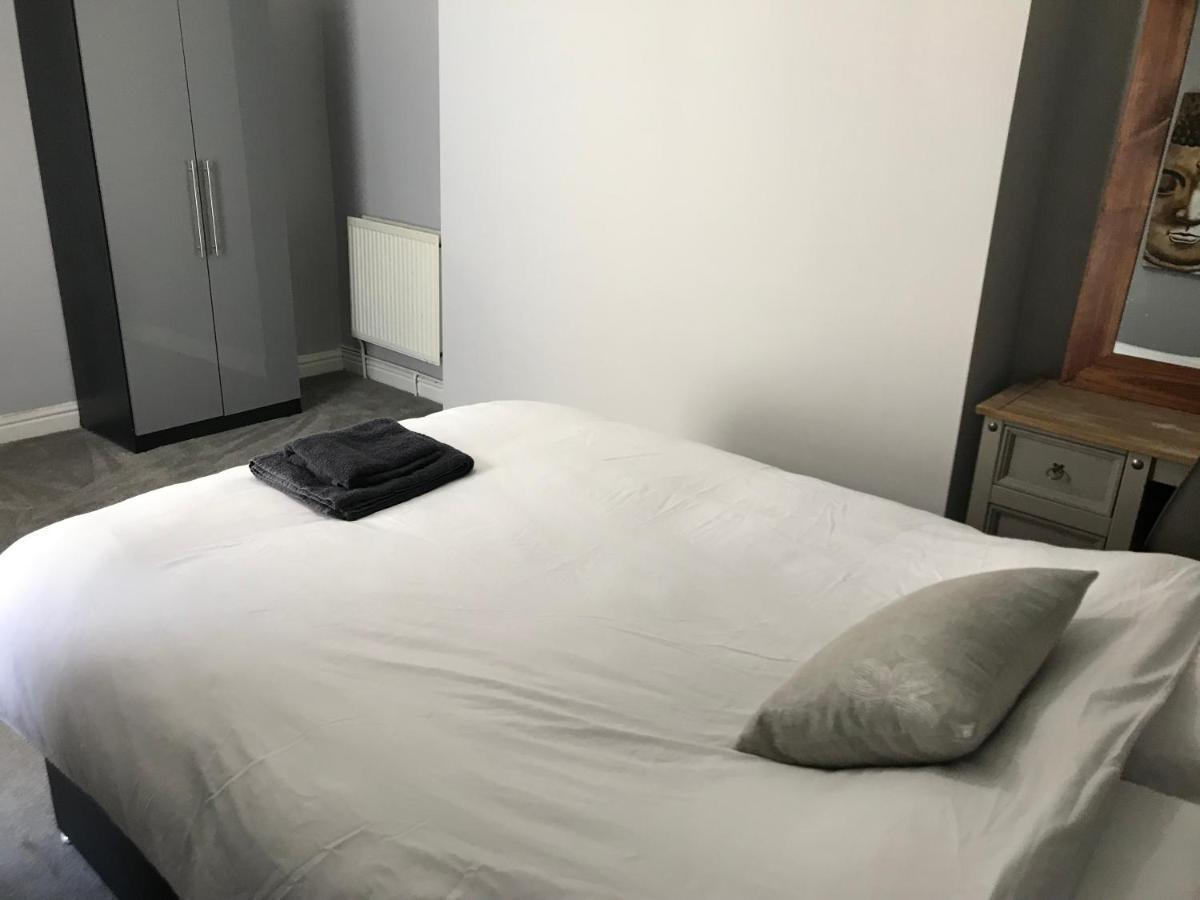 Apartment Flat With Parking Near Centre
