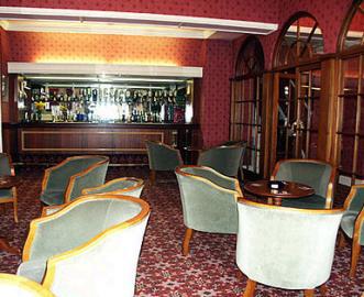 The Astor 3* Plymouth