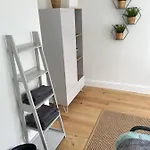 Lovely 1 Bed Flat *Free Parking* Hoe/Barbican Plymouth