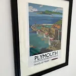 Lovely 1 Bed Flat *Free Parking* Hoe/Barbican Plymouth