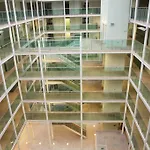 Modern Apartment In Latitude52 Dockyard & Parking
